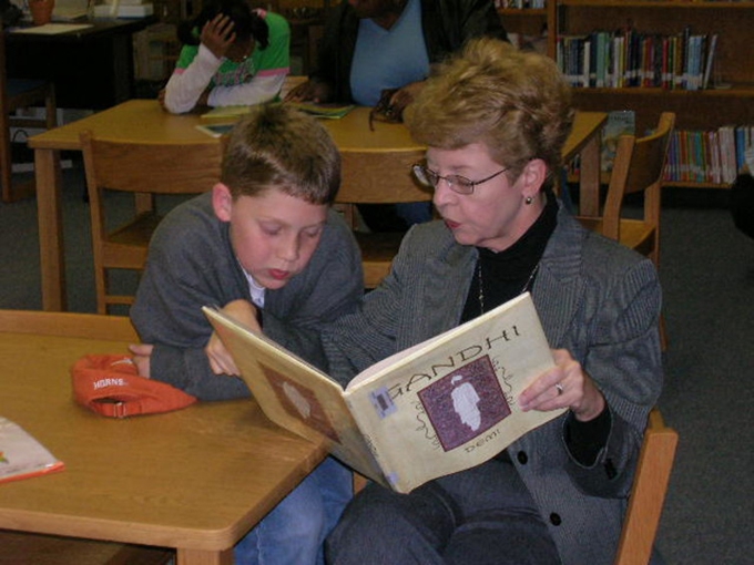 The challenge facing libraries in an era of fake news