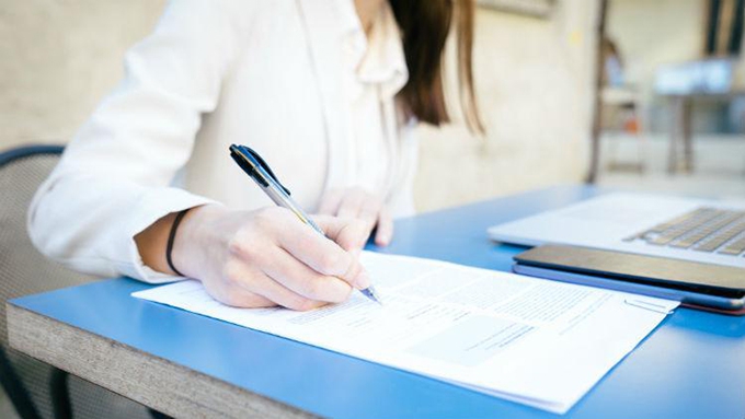 Dear sir/madam — how to write a winning cover letter