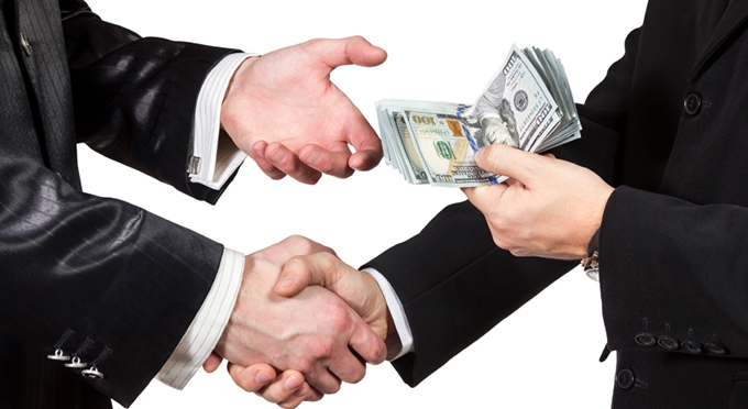 Plundering at U Of Louisville