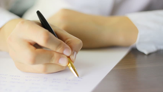 Handwriting versus typing – An apocalyptic age for the pen?