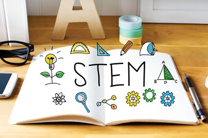 Five things parents can do every day to help develop STEM skills from a young age