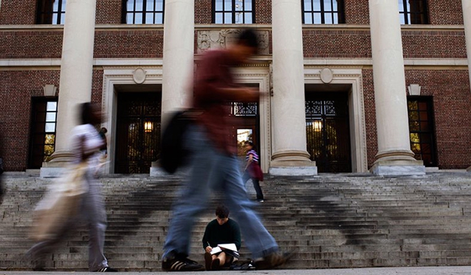 College students slutting it up