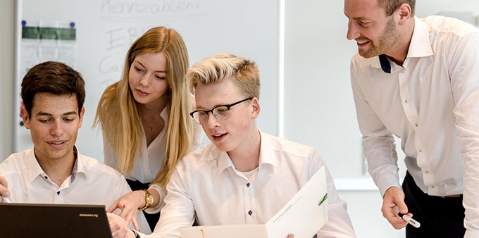 Shut down business schools? Two professors debate