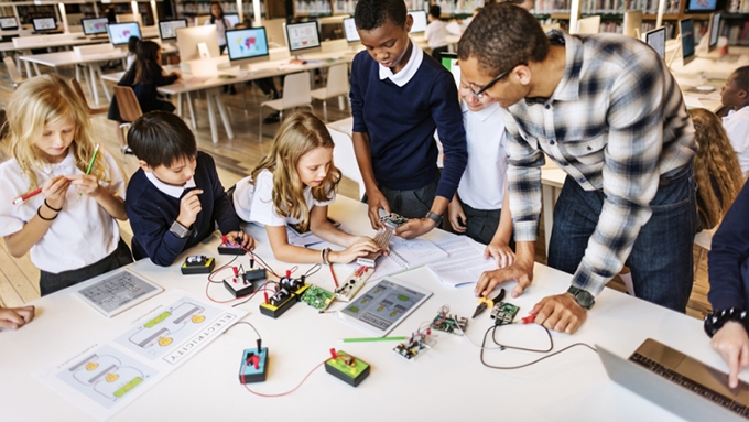 The evidence that active learning is more effective than lecturing is overwhelming