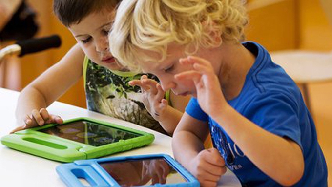 Touchscreens can benefit toddlers – but it’s worth choosing your child’s apps wisely