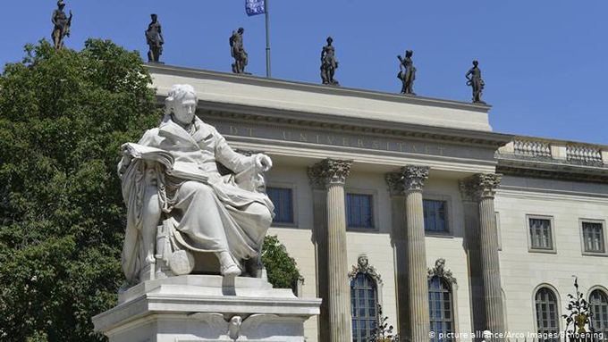 Why is Germany not embracing the Humboldtian university?