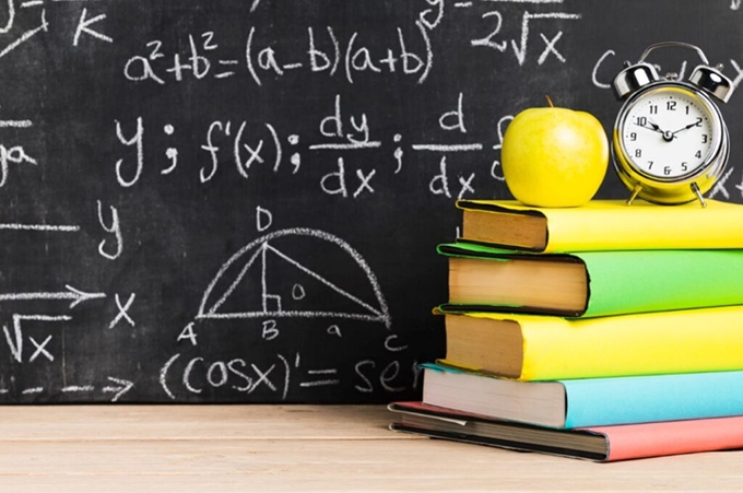 Mathematics in social sciences and its impact on university dropout