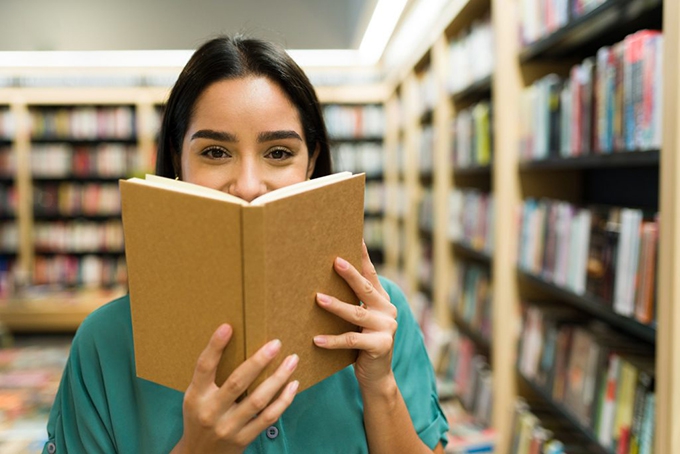 In the United States, universities are struggling to reverse the decline in reading.