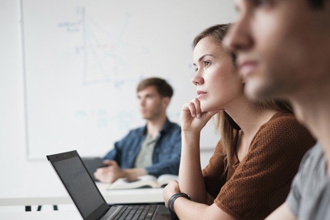 When University Is in Your Second Language: How Subtitles Can Become a Study Tool