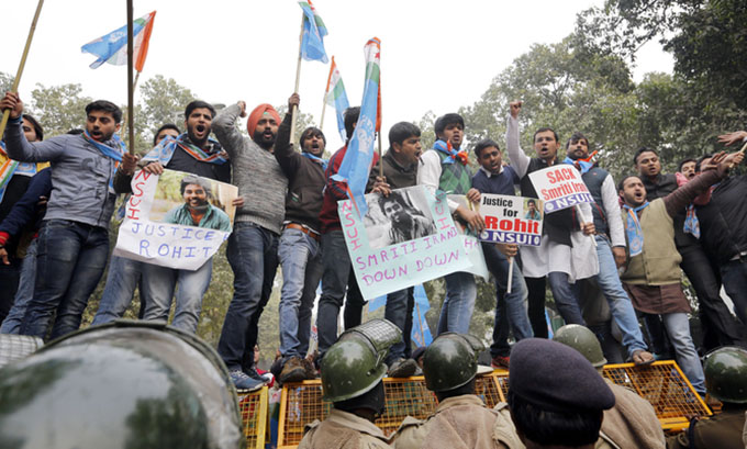  India Student Union members protest outside the Ministry of Human Resource and Development in New Delhi. Rajat Gupta/EPA 