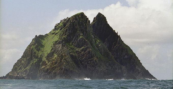  The fearsome cliffs of Skellig Michael, off County Kerry, Ireland. Jerzy Strzelecki, CC BY 