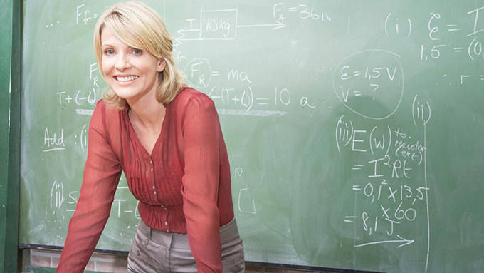 female-math-teacher1