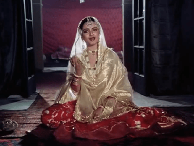 Umrao Jaan, was a famous singer-courtesan of the 18th century, immortalised by Bollywood actress Rekha in 1981.