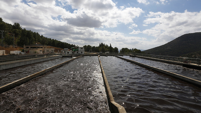 Waste-water treatment plants often do not effectively remove genes for resistance to antibiotics. Baz Ratner/Reuters 