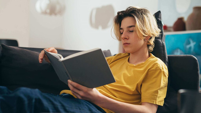 Gen Zers and millennials are still big fans of books – even if they don’t call themselves ‘readers’